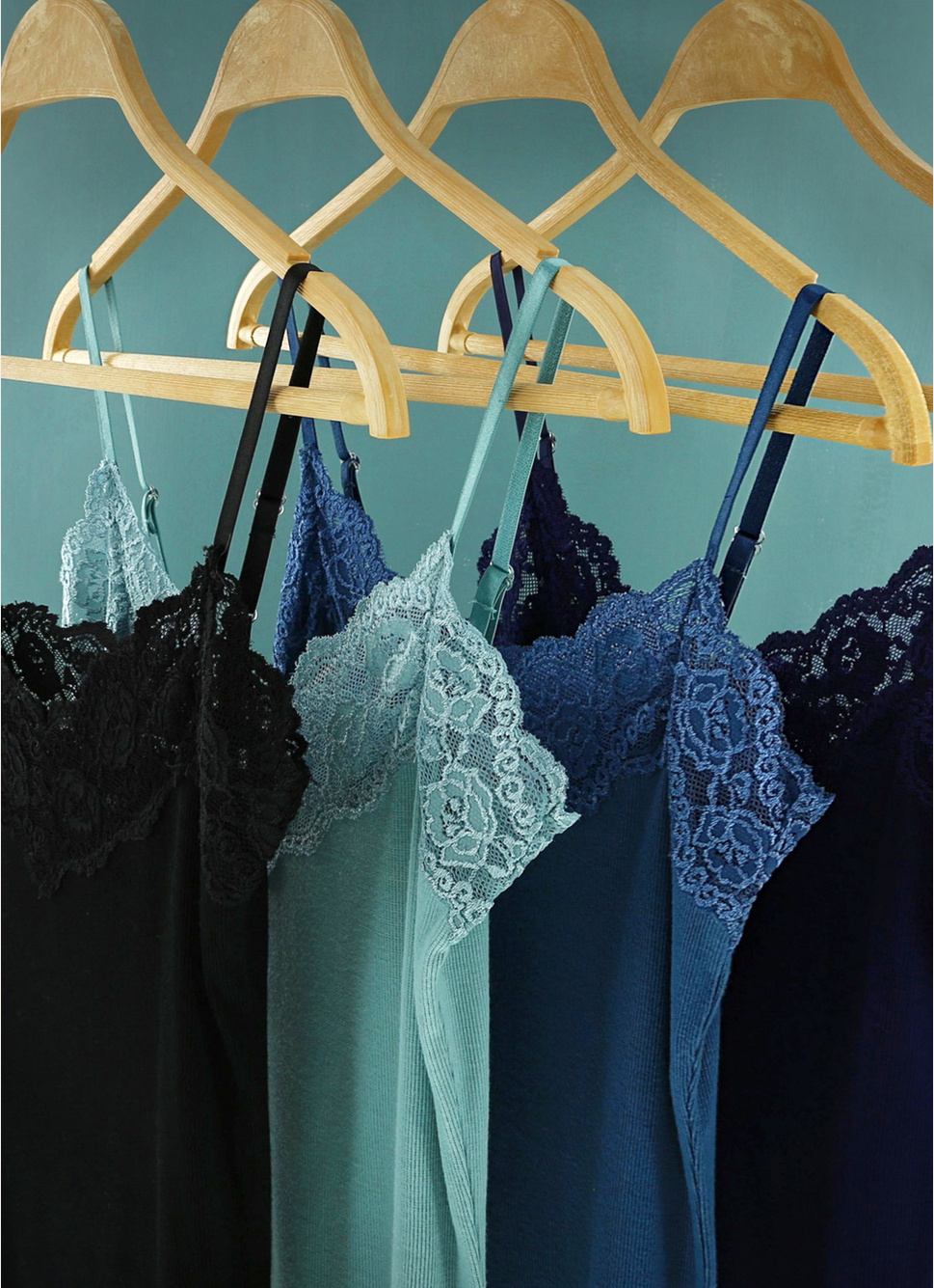 Débardeur coton bords dentelle bleu gris femme | La Halle Débardeur coton bords dentelle bleu gris femme | La Halle